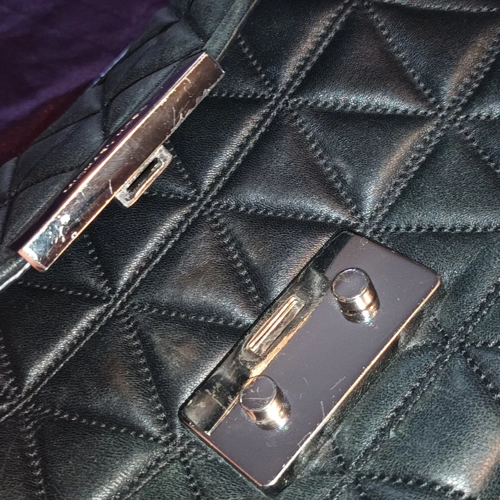 Michael Kors purse - Picture 12 of 16